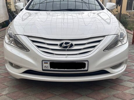Hyundai Sonata 2011