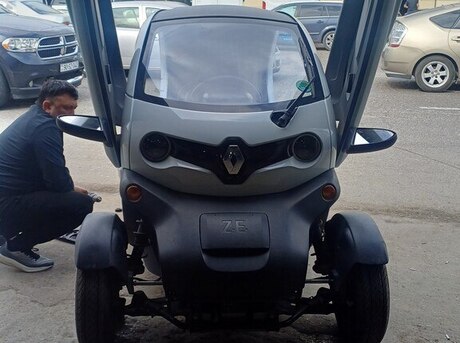 Renault  2018