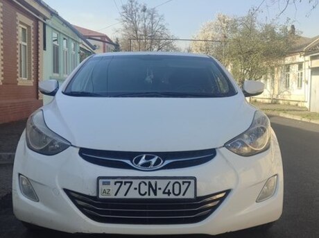 Hyundai Elantra 2012