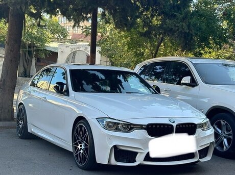 BMW 328 2014