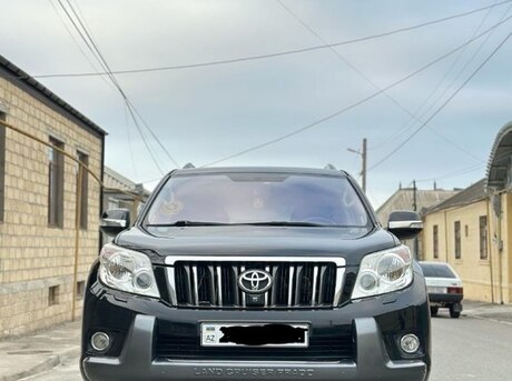 Toyota Land Cruiser Prado 2011