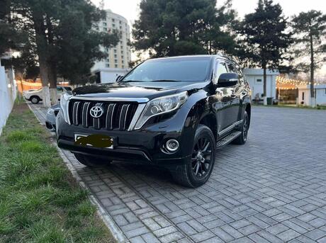 Toyota Land Cruiser Prado 2012