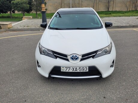 Toyota Auris 2013