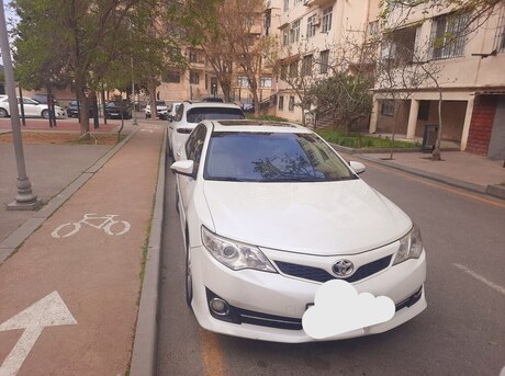 Toyota Camry 2013