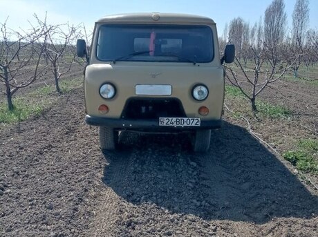 UAZ 39625 1998