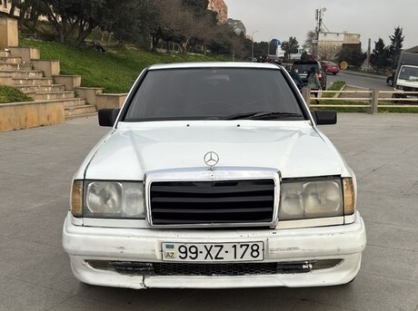 Mercedes E 200 1988