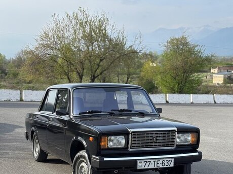 LADA (VAZ) 2107 2010