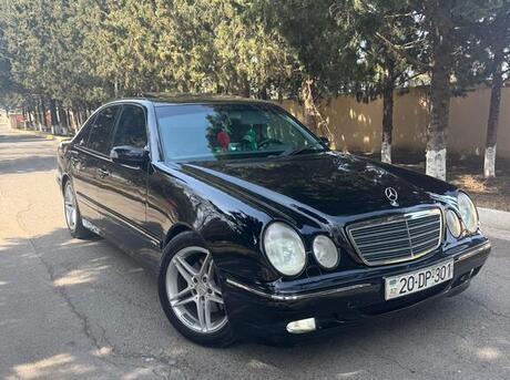 Mercedes E 240 2000