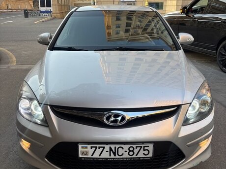 Hyundai i30 2011
