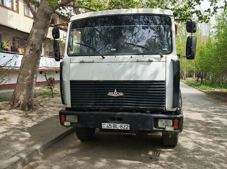 MAZ 5337