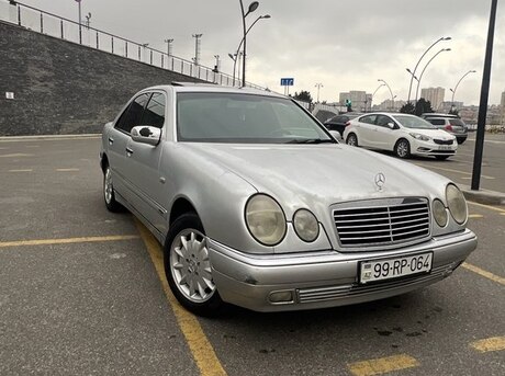 Mercedes E 220 d 1999