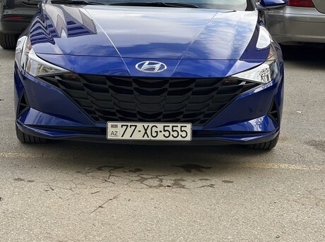 Hyundai Elantra 2022