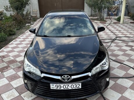 Toyota Camry 2016