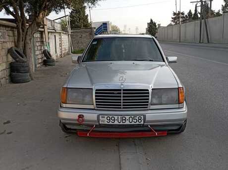 Mercedes E 200 d 1993