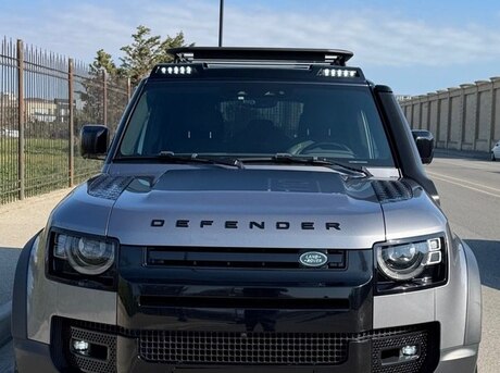 Land Rover Defender 2021