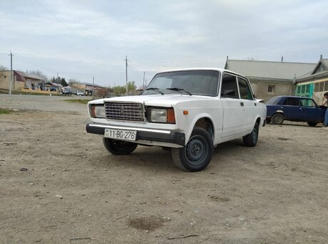 LADA (VAZ) 2107 1990