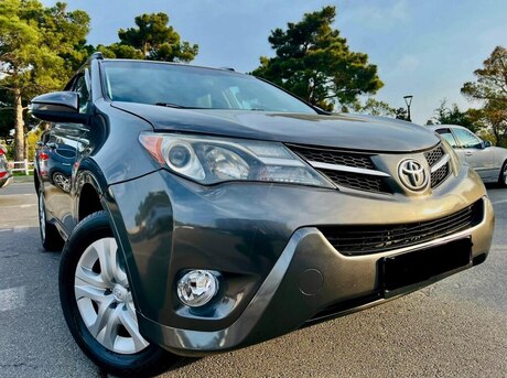 Toyota RAV4 2015