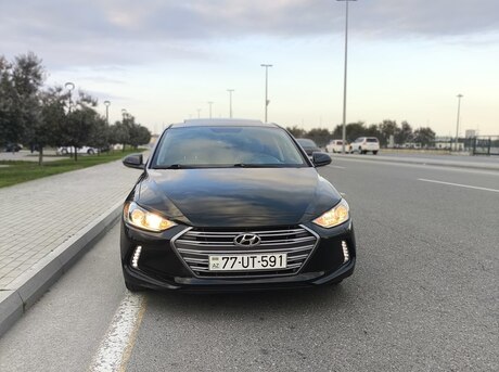 Hyundai Elantra 2017