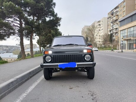 LADA (VAZ) Niva 2015