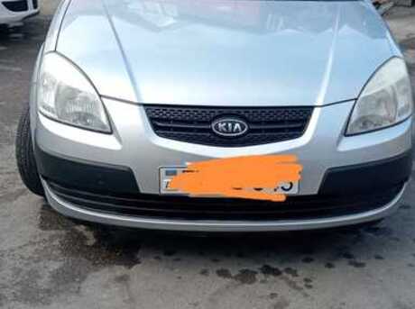 Kia Rio 2005