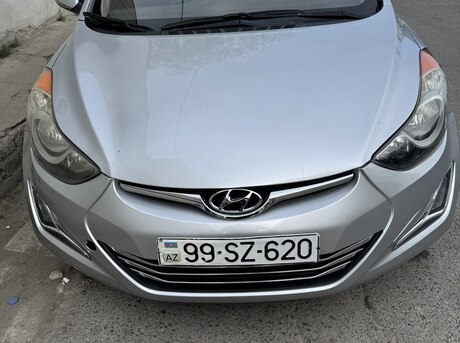 Hyundai Elantra 2013