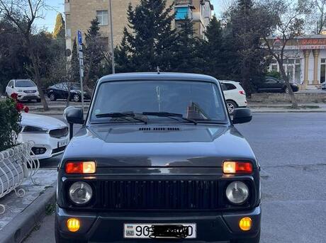 LADA (VAZ) Niva 2021