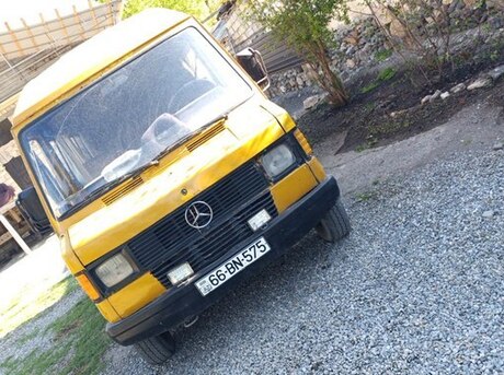 Mercedes 208 D 1991