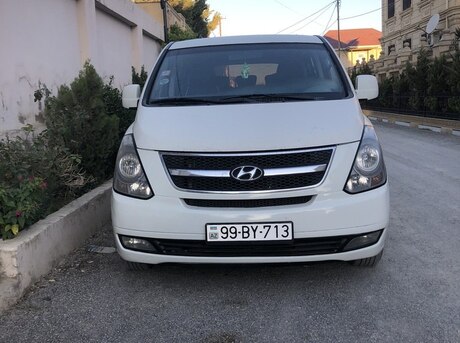 Hyundai H-1 2011