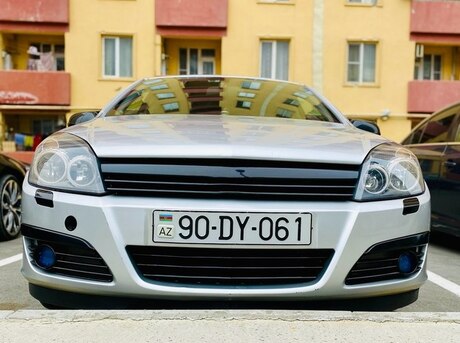 Opel Astra 2004