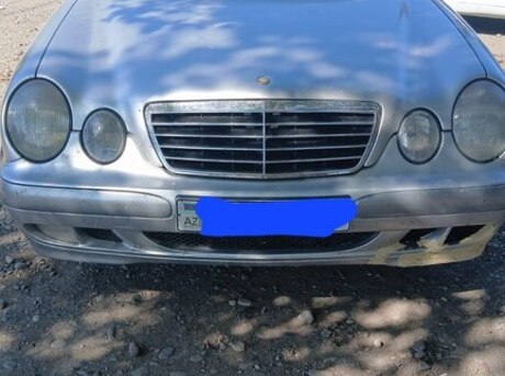 Mercedes E 200 2000