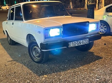 LADA (VAZ) 2107 2000