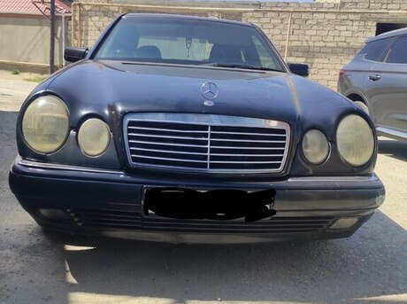 Mercedes E 220 d 1998