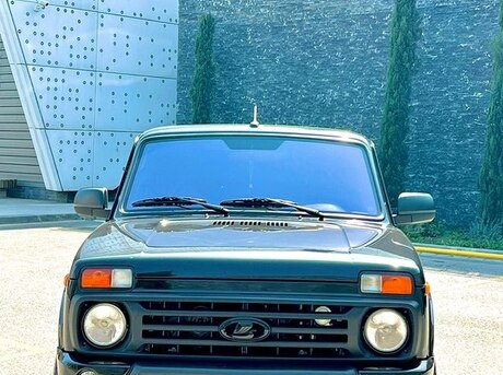 LADA (VAZ) Niva 2023