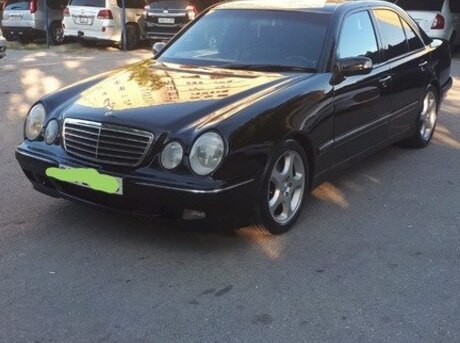 Mercedes E 240 2000