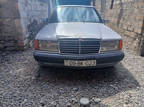 Mercedes 190 1992