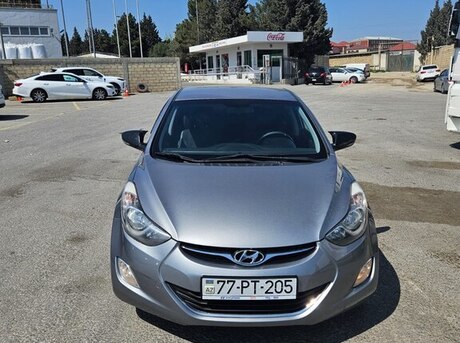 Hyundai Elantra 2013