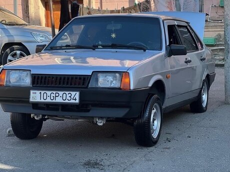 LADA (VAZ) 21099 2000