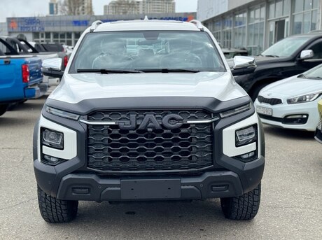 JAC T9