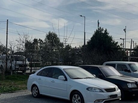 Daewoo Gentra 2014