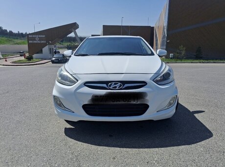 Hyundai Accent 2013