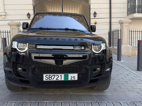 Land Rover Defender 2023