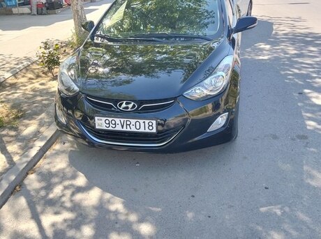 Hyundai Elantra 2011
