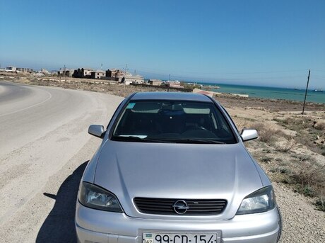 Opel Astra 2000