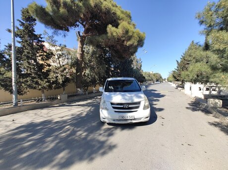 Hyundai H-1 2009