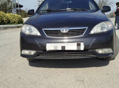 Daewoo Gentra 2013