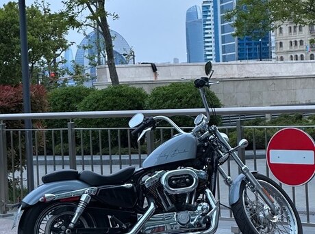 Harley-Davidson Sportster Custom 1200