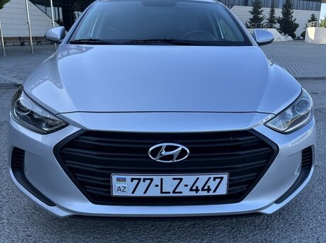 Hyundai Elantra 2017