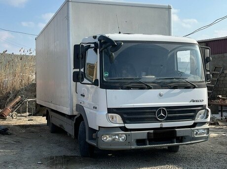 Mercedes Atego 818 2010