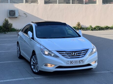 Hyundai Sonata 2010