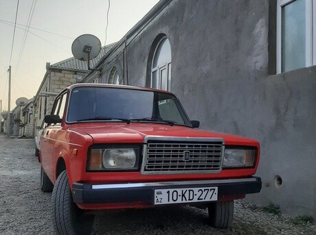 LADA (VAZ) 2107 2001